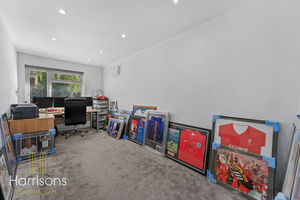 Photo 35- click for photo gallery